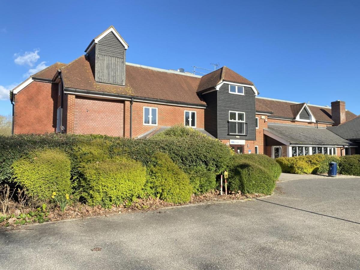 Birchanger Ibis Budget Stansted Bishops Stortford מראה חיצוני תמונה