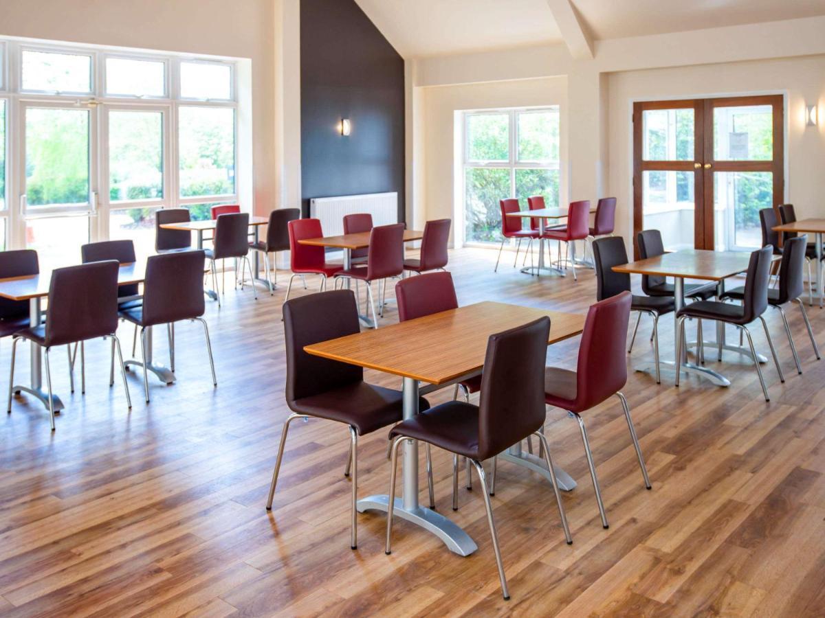 Birchanger Ibis Budget Stansted Bishops Stortford מראה חיצוני תמונה